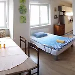 Janja شقة Vojnik